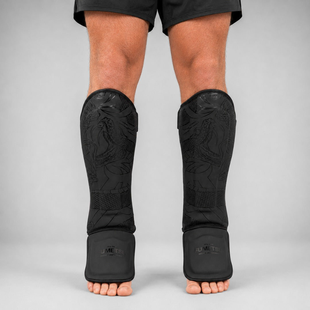 Anaconda Shin/Instep Guards Black/Black Lifestyle 1