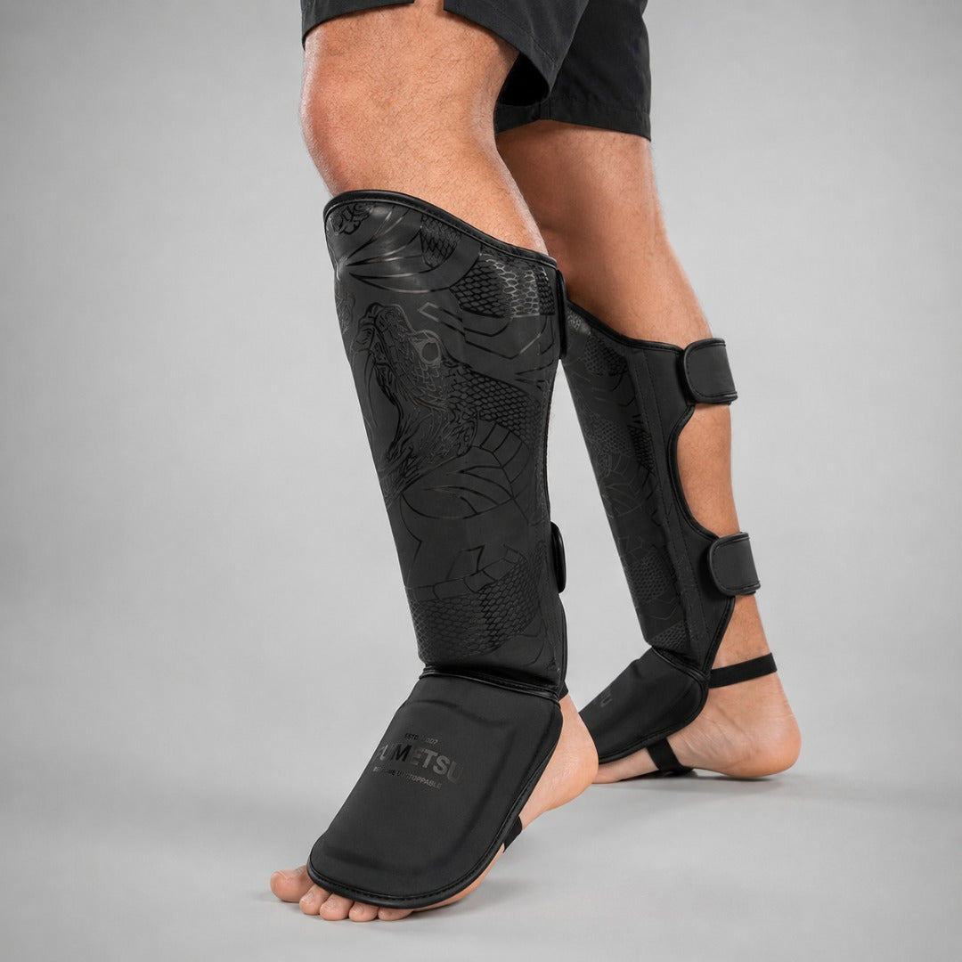 Anaconda Shin/Instep Guards Black/Black Lifestyle 2