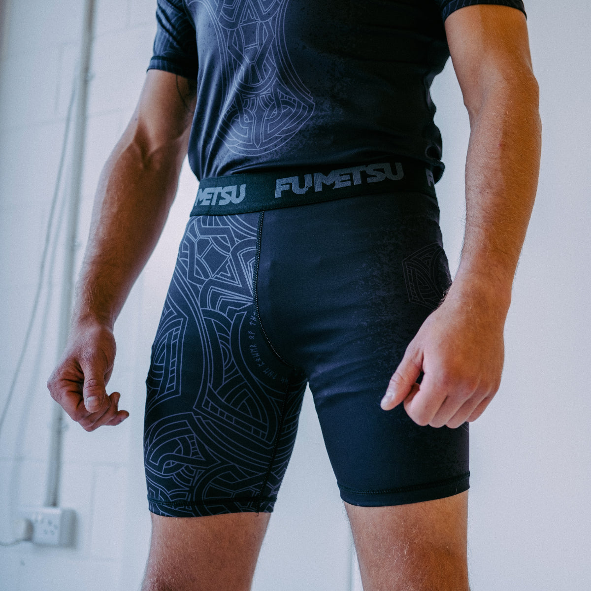 Black/Bronze Mjolnir Vale Tudo Shorts - Fumetsu