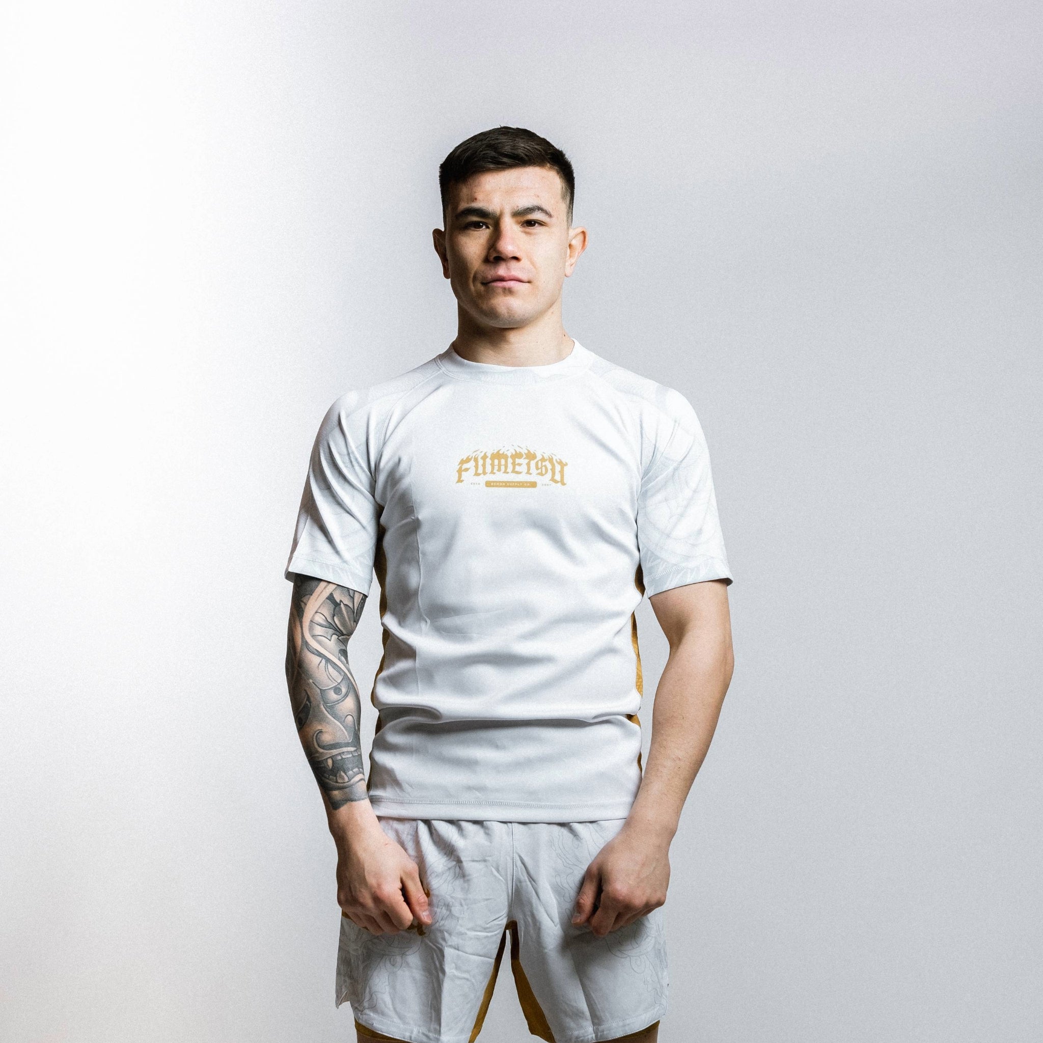 Oni Short Sleeve Rash Guard White/Gold/Grey 1