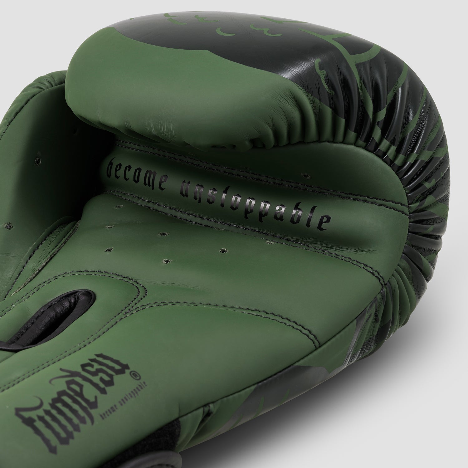 Khaki Snake Eyes Boxing Gloves - Fumetsu