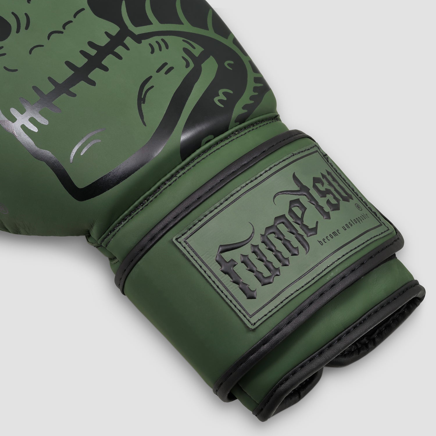 Khaki Snake Eyes Boxing Gloves - Fumetsu