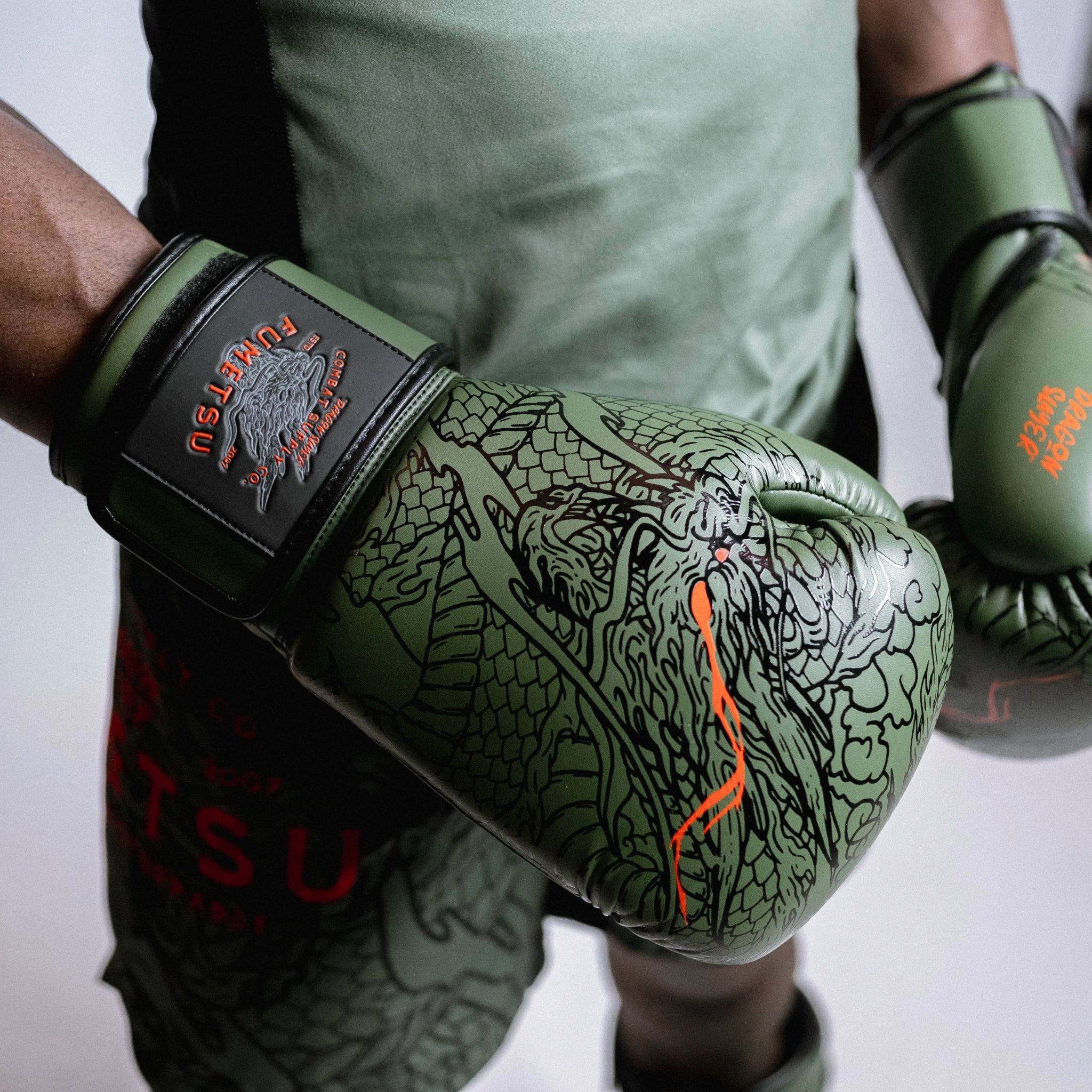 Boxing Slayer Dragon Slayer Boxing Gloves Khaki/Orange from Fumetsu
