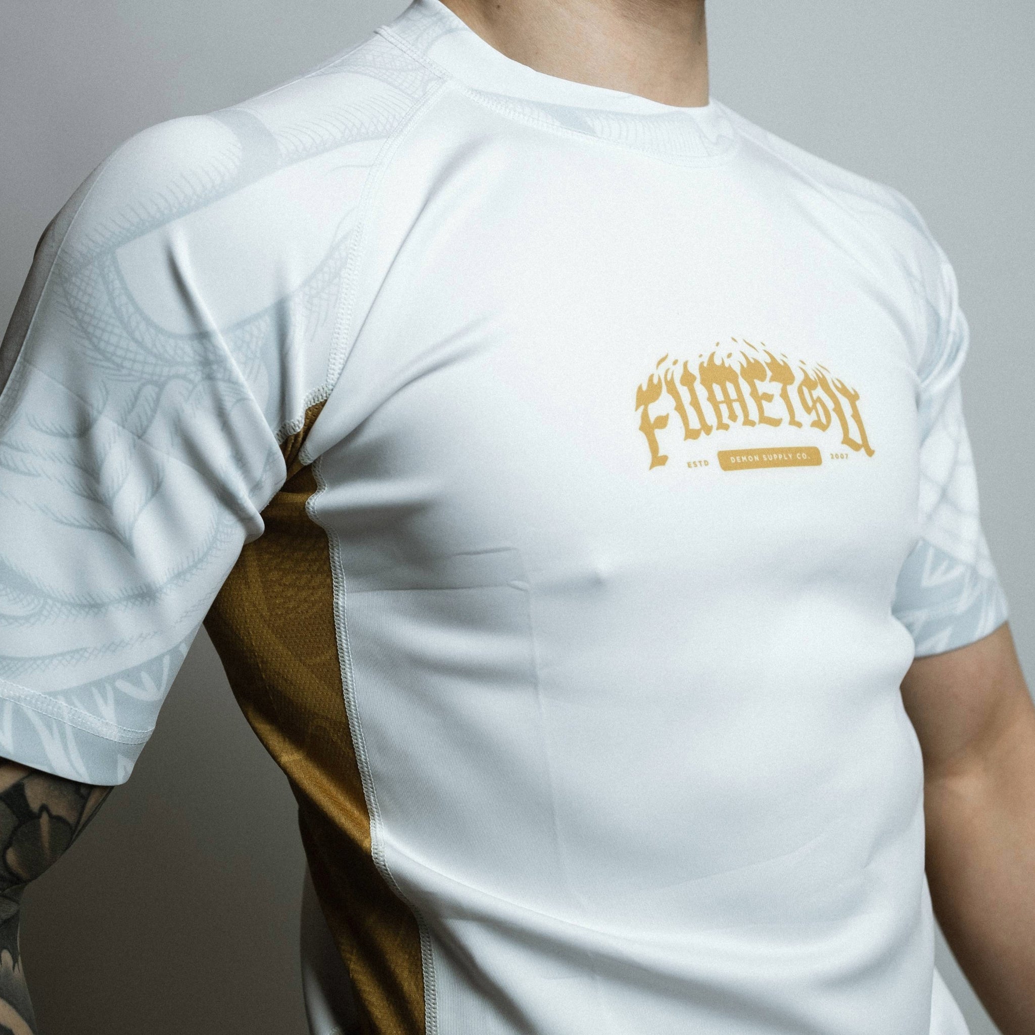 Oni Short Sleeve Rash Guard White/Gold/Grey 4